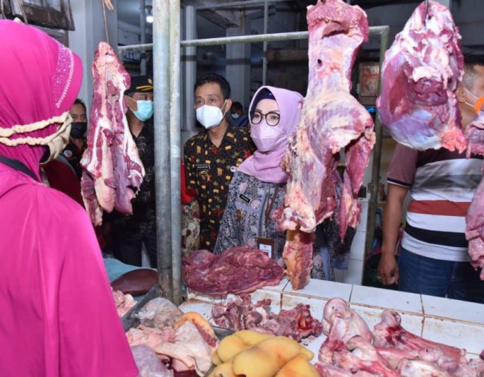 09-sidak pasar