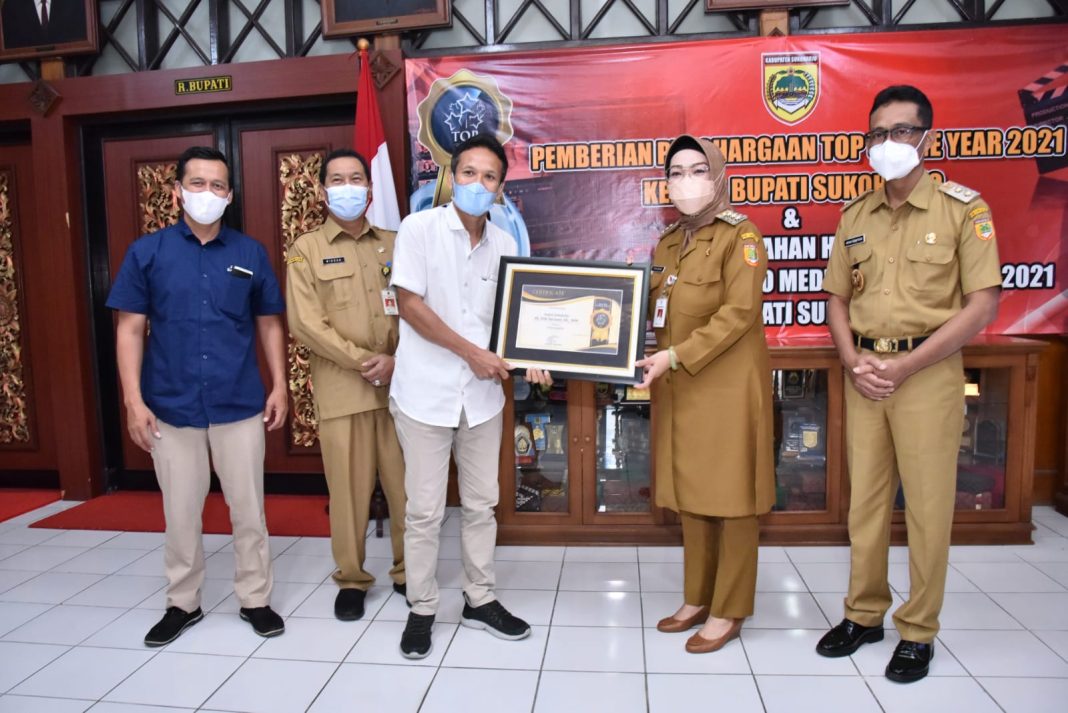 28 des 21-penghargaan raso