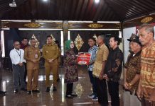 Bupati Serahkan Bantuan PK-RTLH dari Sejumlah Sumber Anggaran, Termasuk CSR Bank Jateng