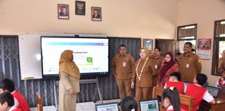Bupati Luncurkan Dua Sekolah Unggulan Jenjang SD